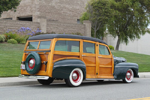 Click to View Roy Brizio Street Rods Completed Cars - Jim Vickery 46 woodie