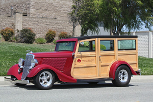 Click to View Roy Brizio Street Rods Completed Cars - Larry Carter 1934 Ford Woodie