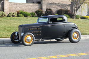 Click to View Roy Brizio Street Rods Completed Cars -  George Ayala 32 coupe