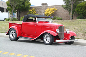 Click to View Roy Brizio Street Rods Completed Cars - Bob Fish 32 pick up
