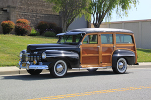 Click to View Roy Brizio Street Rods Completed Cars - Rich Skillman 47 woodie