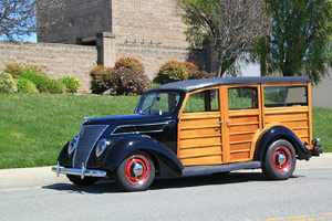 Click to View Roy Brizio Street Rods Completed Cars - Nick Testa 37 woodie