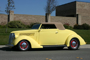Click to View Roy Brizio Street Rods Completed Cars - Tom Gloy cab