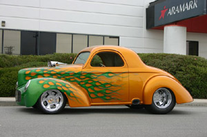 Click to View Roy Brizio Street Rods Completed Cars - Mike Medeiros willys