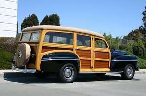 Click to View Roy Brizio Street Rods Completed Cars - Bill Harlan woodie
