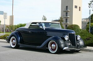 Click to View Roy Brizio Street Rods Completed Cars - Richard Munz roadster