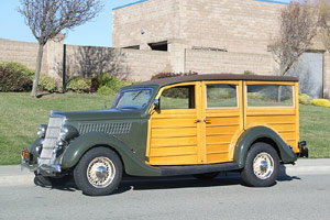 Click to View Roy Brizio Street Rods Completed Cars - John Mumford 35 woodie